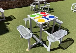 mesa parchis ceip lezo tablas madrid